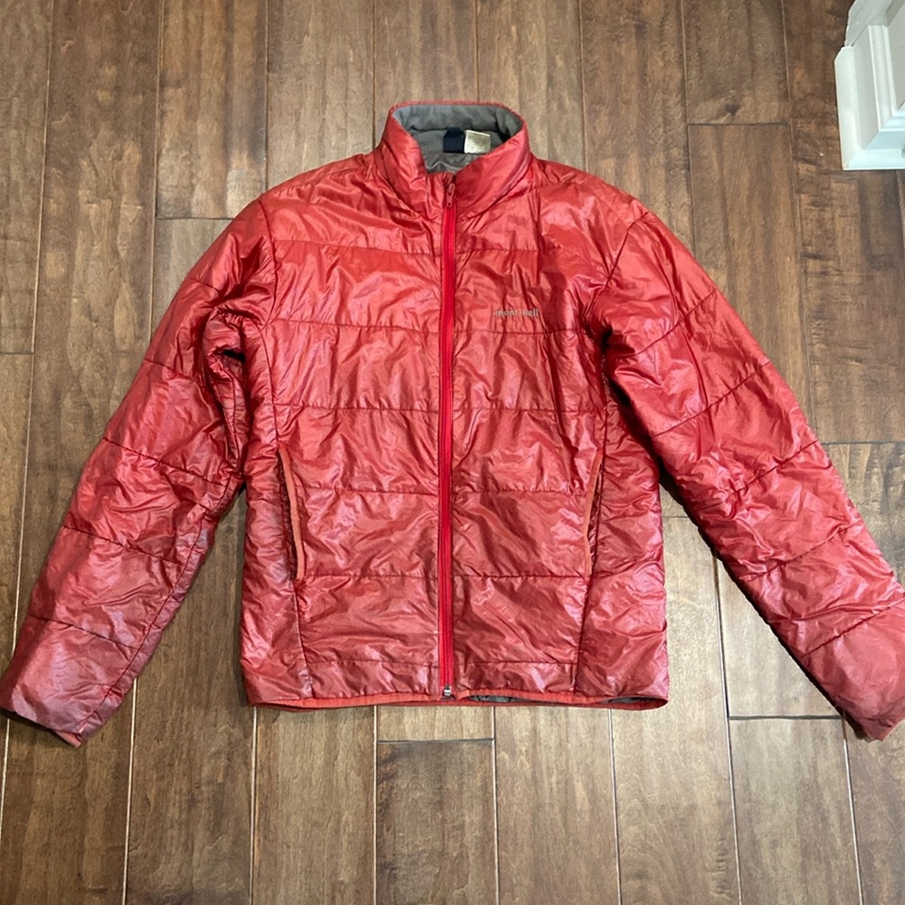 Montbell retro women’s synthetic layering jacket size small